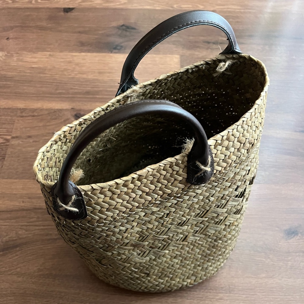 Source Unknown Woven Basket with Dark Brown Handles